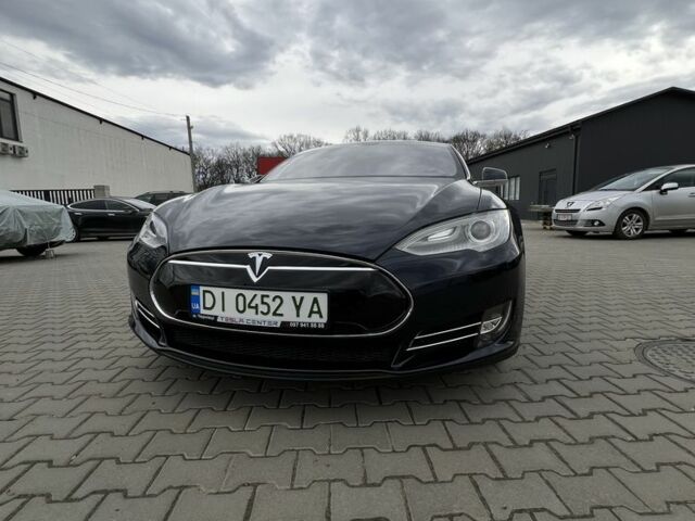 Синий Тесла Модель С, объемом двигателя 0 л и пробегом 100 тыс. км за 14200 $, фото 3 на Automoto.ua