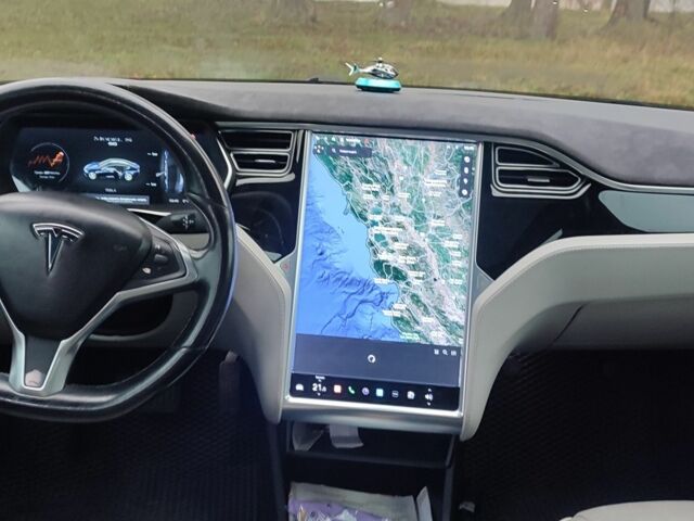 Синий Тесла Модель С, объемом двигателя 0 л и пробегом 145 тыс. км за 14000 $, фото 11 на Automoto.ua