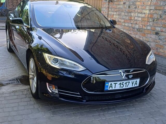 Синій Тесла Модель С, об'ємом двигуна 0 л та пробігом 147 тис. км за 12900 $, фото 2 на Automoto.ua