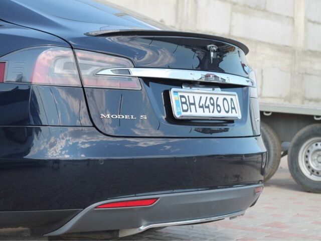 Синій Тесла Модель С, об'ємом двигуна 0 л та пробігом 100 тис. км за 15000 $, фото 11 на Automoto.ua