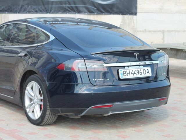 Синій Тесла Модель С, об'ємом двигуна 0 л та пробігом 100 тис. км за 15000 $, фото 9 на Automoto.ua