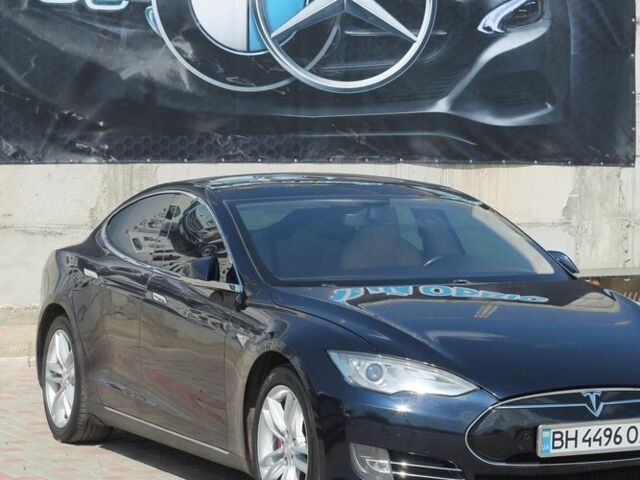 Синій Тесла Модель С, об'ємом двигуна 0 л та пробігом 100 тис. км за 15000 $, фото 1 на Automoto.ua