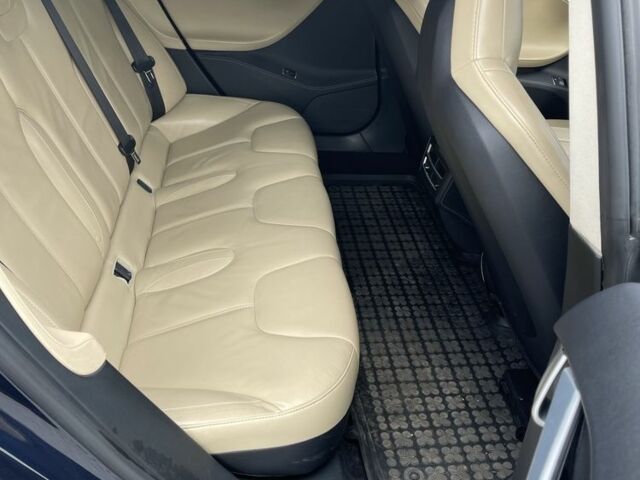 Синій Тесла Модель С, об'ємом двигуна 0 л та пробігом 148 тис. км за 11800 $, фото 12 на Automoto.ua