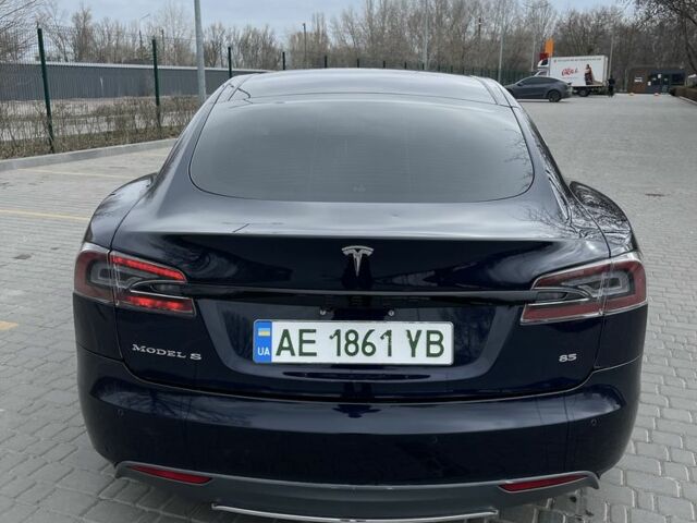 Синій Тесла Модель С, об'ємом двигуна 0 л та пробігом 148 тис. км за 11800 $, фото 6 на Automoto.ua