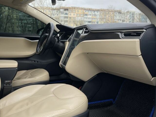 Синій Тесла Модель С, об'ємом двигуна 0 л та пробігом 148 тис. км за 11800 $, фото 10 на Automoto.ua
