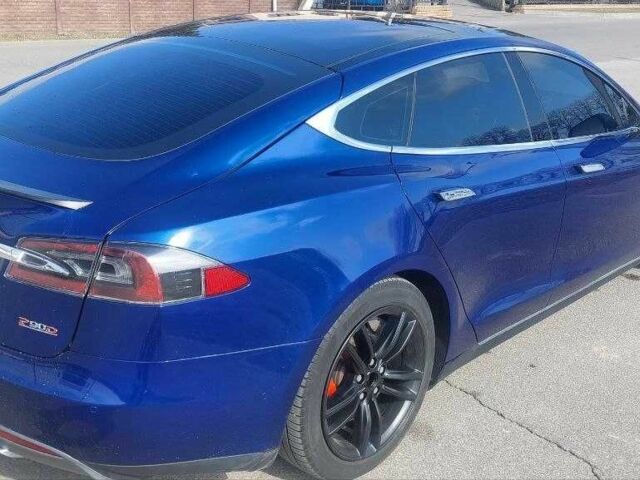 Синий Тесла Модель С, объемом двигателя 0 л и пробегом 282 тыс. км за 15000 $, фото 1 на Automoto.ua