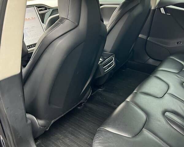 Синій Тесла Модель С, об'ємом двигуна 0 л та пробігом 93 тис. км за 32000 $, фото 13 на Automoto.ua