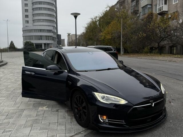 Синій Тесла Модель С, об'ємом двигуна 0 л та пробігом 260 тис. км за 19000 $, фото 5 на Automoto.ua