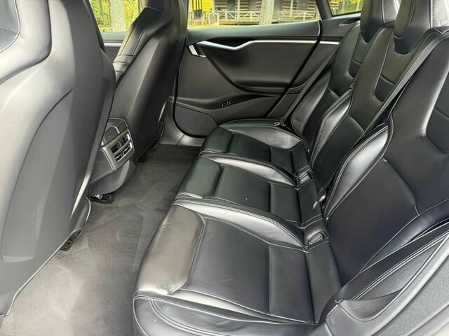 Синій Тесла Модель С, об'ємом двигуна 0 л та пробігом 74 тис. км за 10200 $, фото 11 на Automoto.ua