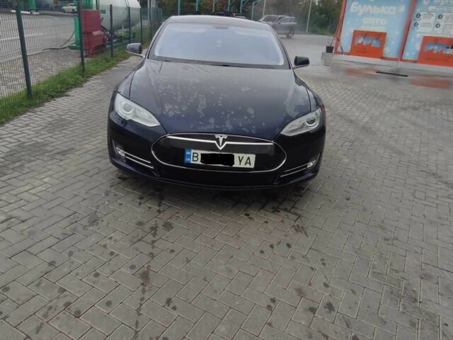 Синий Тесла Модель С, объемом двигателя 0 л и пробегом 200 тыс. км за 257 $, фото 2 на Automoto.ua