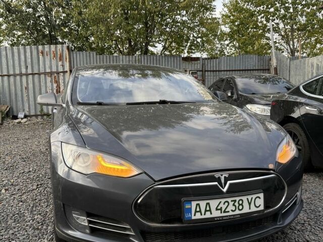 Синій Тесла Модель С, об'ємом двигуна 0 л та пробігом 296 тис. км за 13200 $, фото 7 на Automoto.ua