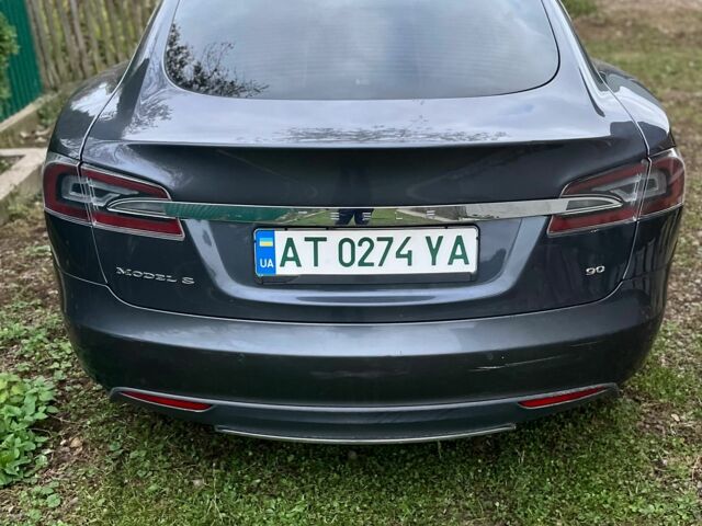 Синій Тесла Модель С, об'ємом двигуна 0 л та пробігом 225 тис. км за 11399 $, фото 4 на Automoto.ua