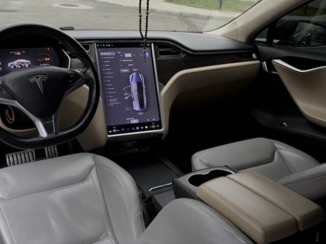 Синій Тесла Модель С, об'ємом двигуна 0 л та пробігом 260 тис. км за 19000 $, фото 6 на Automoto.ua