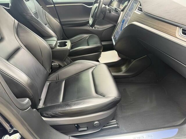 Синій Тесла Модель С, об'ємом двигуна 0 л та пробігом 74 тис. км за 10200 $, фото 9 на Automoto.ua