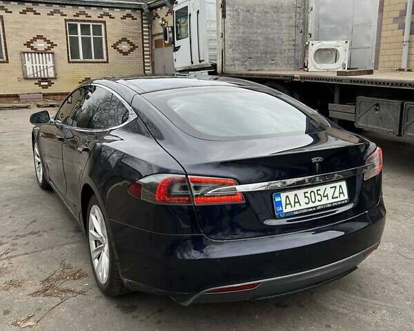 Синій Тесла Модель С, об'ємом двигуна 0 л та пробігом 93 тис. км за 32000 $, фото 4 на Automoto.ua