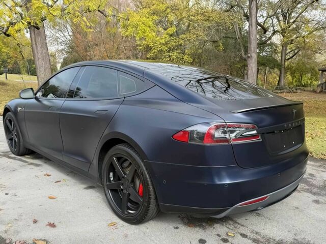 Синій Тесла Модель С, об'ємом двигуна 0 л та пробігом 74 тис. км за 10200 $, фото 6 на Automoto.ua