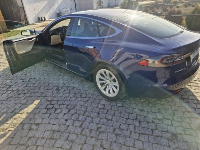 Синий Тесла Модель С, объемом двигателя 0 л и пробегом 210 тыс. км за 13900 $, фото 4 на Automoto.ua