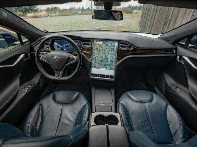 Синий Тесла Модель С, объемом двигателя 0 л и пробегом 124 тыс. км за 6400 $, фото 12 на Automoto.ua