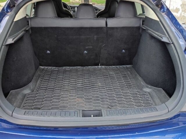 Синий Тесла Модель С, объемом двигателя 0 л и пробегом 200 тыс. км за 14000 $, фото 15 на Automoto.ua