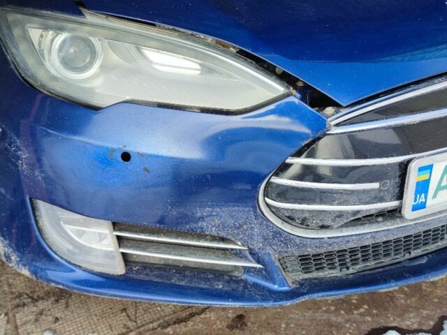 Синий Тесла Модель С, объемом двигателя 0 л и пробегом 200 тыс. км за 14000 $, фото 18 на Automoto.ua