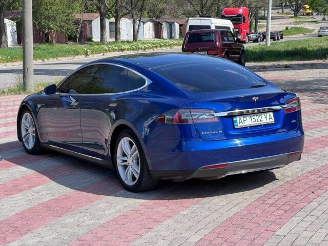 Синий Тесла Модель С, объемом двигателя 0 л и пробегом 295 тыс. км за 14500 $, фото 5 на Automoto.ua