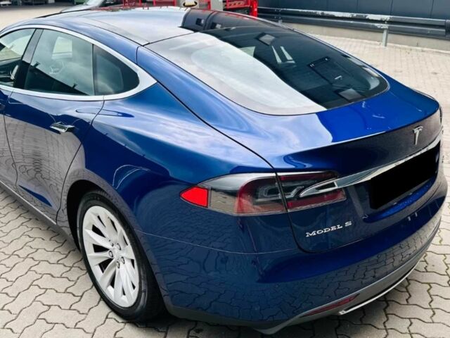 Синий Тесла Модель С, объемом двигателя 0 л и пробегом 180 тыс. км за 9800 $, фото 6 на Automoto.ua