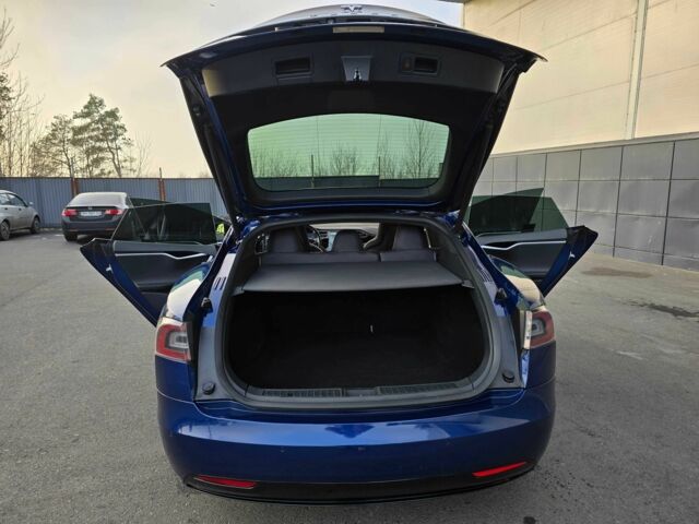 Синий Тесла Модель С, объемом двигателя 0 л и пробегом 87 тыс. км за 20200 $, фото 11 на Automoto.ua