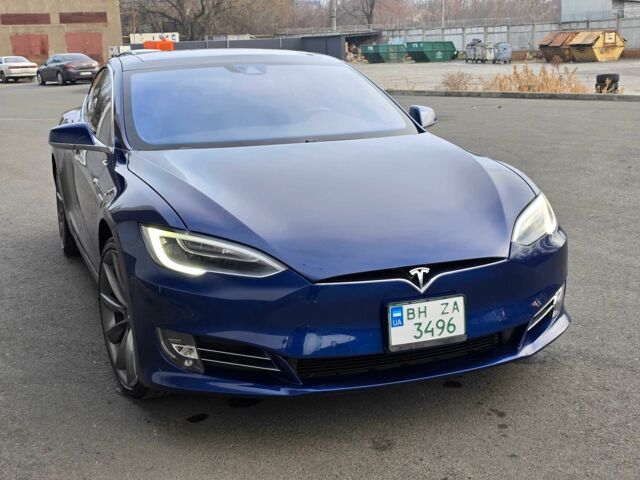 Синий Тесла Модель С, объемом двигателя 0 л и пробегом 87 тыс. км за 20200 $, фото 9 на Automoto.ua