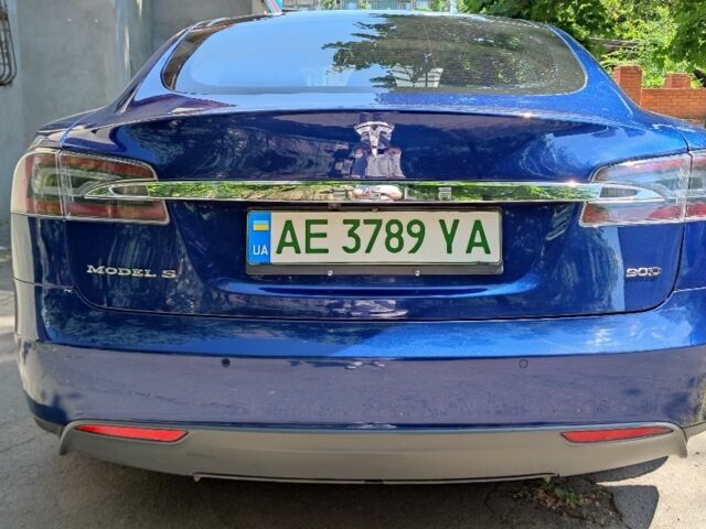 Синий Тесла Модель С, объемом двигателя 0 л и пробегом 125 тыс. км за 17000 $, фото 5 на Automoto.ua