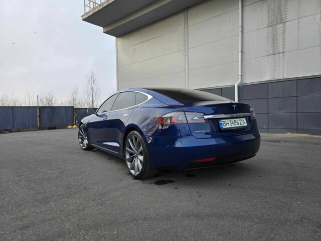 Синий Тесла Модель С, объемом двигателя 0 л и пробегом 87 тыс. км за 20200 $, фото 4 на Automoto.ua