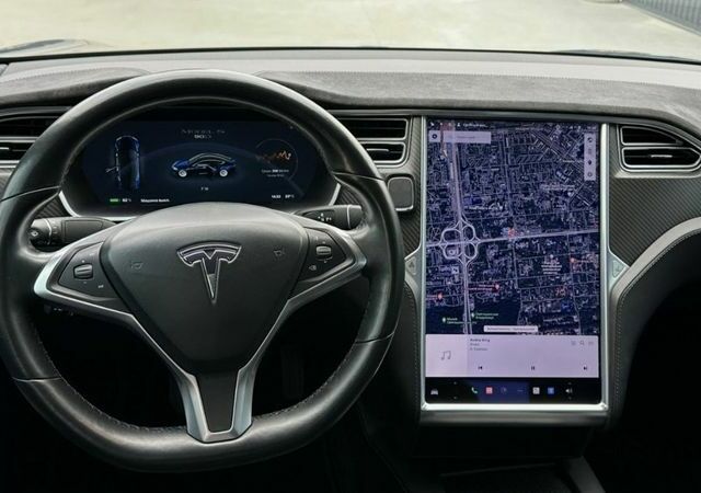 Синий Тесла Модель С, объемом двигателя 0 л и пробегом 201 тыс. км за 21500 $, фото 11 на Automoto.ua