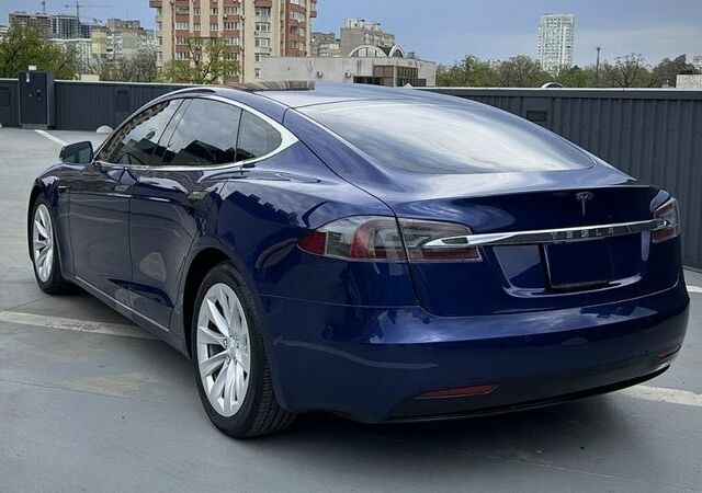Синий Тесла Модель С, объемом двигателя 0 л и пробегом 201 тыс. км за 21500 $, фото 5 на Automoto.ua
