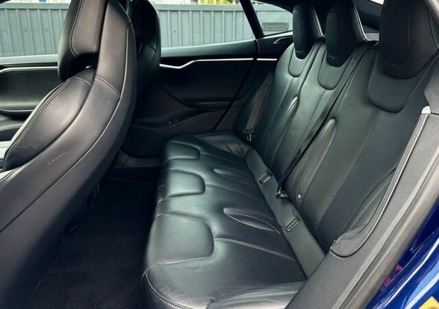 Синий Тесла Модель С, объемом двигателя 0 л и пробегом 201 тыс. км за 21500 $, фото 12 на Automoto.ua