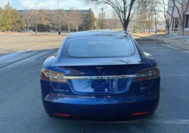 Синій Тесла Модель С, об'ємом двигуна 0 л та пробігом 101 тис. км за 10150 $, фото 5 на Automoto.ua