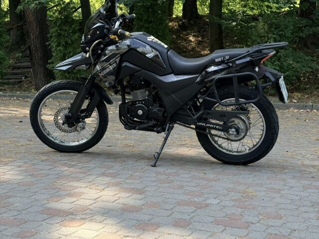 Синий Тесла Модель С, объемом двигателя 0 л и пробегом 45 тыс. км за 7272 $, фото 7 на Automoto.ua