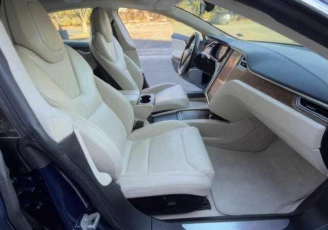 Синій Тесла Модель С, об'ємом двигуна 0 л та пробігом 101 тис. км за 10150 $, фото 13 на Automoto.ua