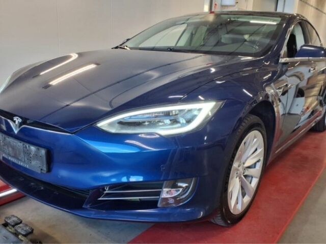 Синій Тесла Модель С, об'ємом двигуна 0 л та пробігом 142 тис. км за 17700 $, фото 1 на Automoto.ua