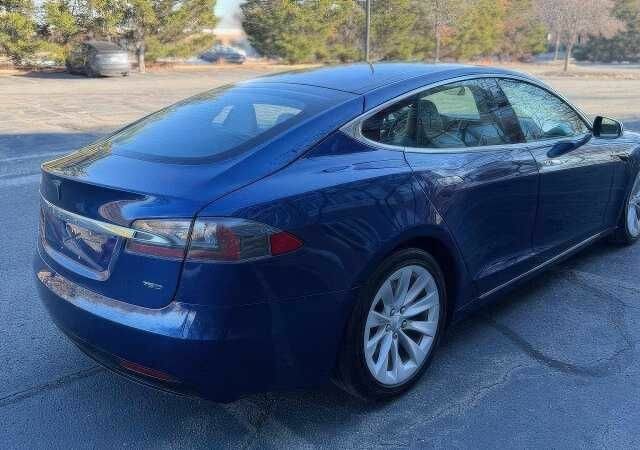 Синій Тесла Модель С, об'ємом двигуна 0 л та пробігом 101 тис. км за 10150 $, фото 6 на Automoto.ua