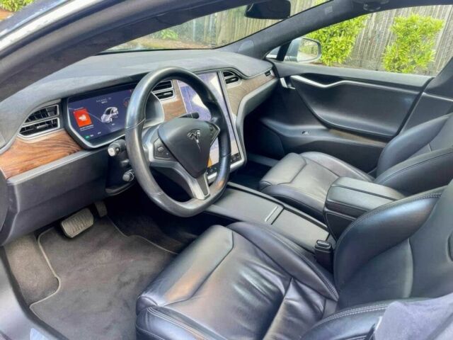 Синій Тесла Модель С, об'ємом двигуна 0 л та пробігом 40 тис. км за 14950 $, фото 7 на Automoto.ua