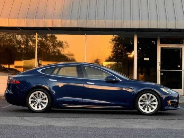 Синій Тесла Модель С, об'ємом двигуна 0 л та пробігом 89 тис. км за 8900 $, фото 3 на Automoto.ua