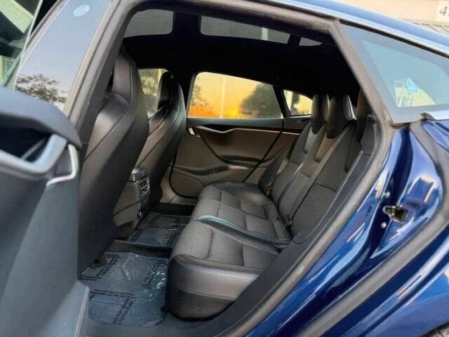 Синій Тесла Модель С, об'ємом двигуна 0 л та пробігом 89 тис. км за 8900 $, фото 11 на Automoto.ua