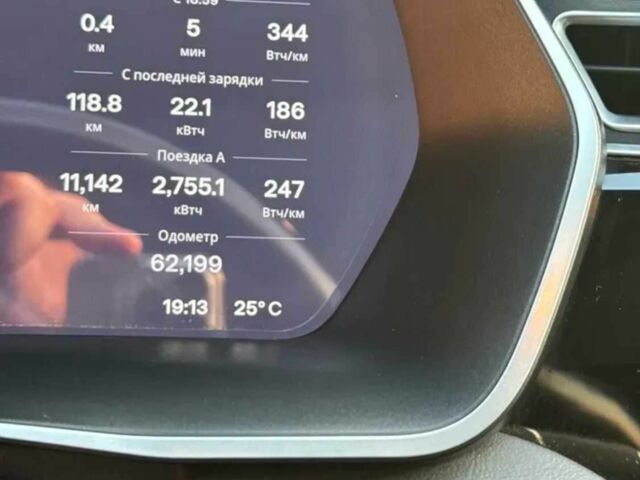 Синій Тесла Модель С, об'ємом двигуна 0 л та пробігом 62 тис. км за 14018 $, фото 8 на Automoto.ua