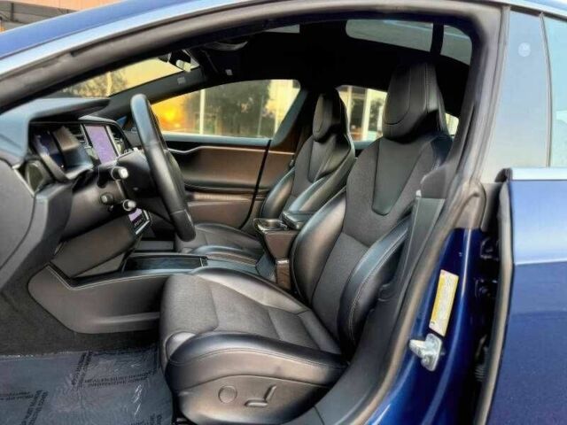 Синій Тесла Модель С, об'ємом двигуна 0 л та пробігом 89 тис. км за 8900 $, фото 10 на Automoto.ua