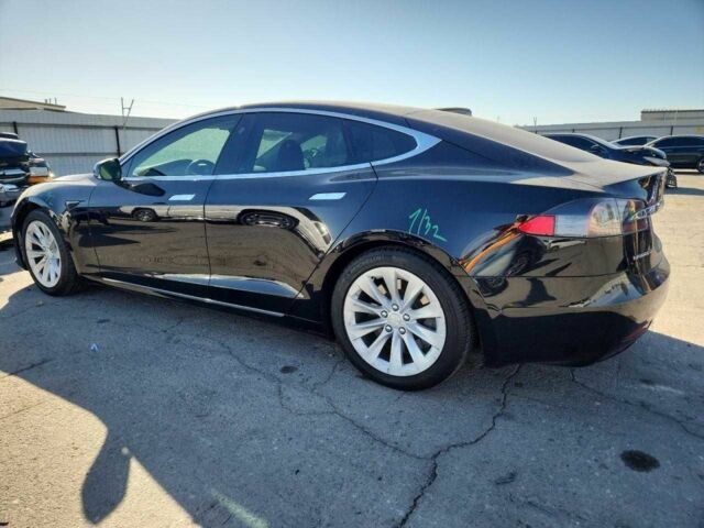 Синій Тесла Модель С, об'ємом двигуна 0 л та пробігом 71 тис. км за 6500 $, фото 1 на Automoto.ua