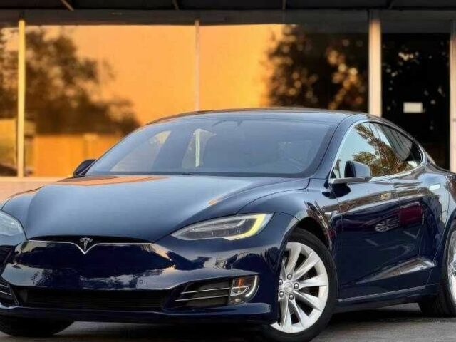 Синій Тесла Модель С, об'ємом двигуна 0 л та пробігом 89 тис. км за 8900 $, фото 2 на Automoto.ua
