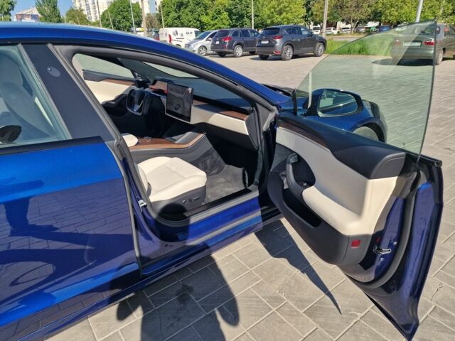 Синій Тесла Модель С, об'ємом двигуна 0 л та пробігом 18 тис. км за 69999 $, фото 12 на Automoto.ua