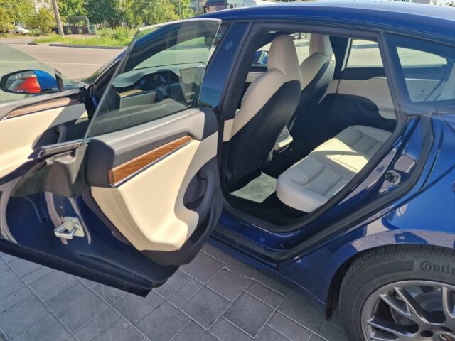 Синій Тесла Модель С, об'ємом двигуна 0 л та пробігом 18 тис. км за 55000 $, фото 15 на Automoto.ua