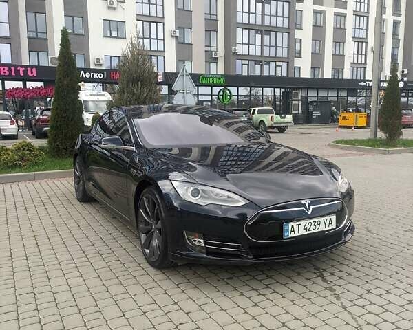 Синий Тесла Модель С, объемом двигателя 0 л и пробегом 185 тыс. км за 13300 $, фото 4 на Automoto.ua