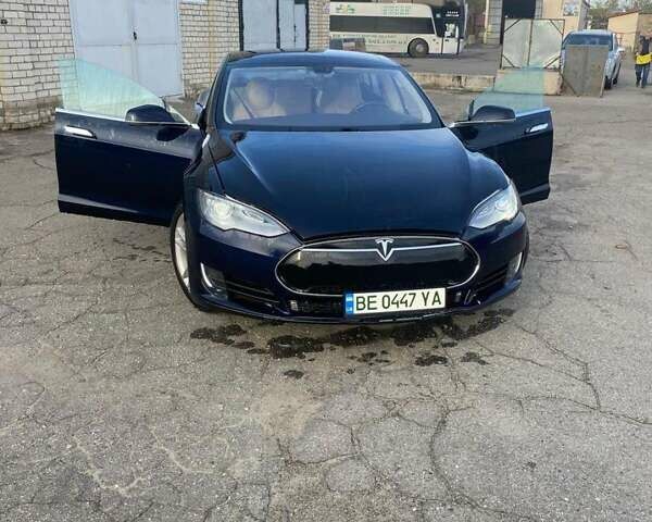 Синий Тесла Модель С, объемом двигателя 0 л и пробегом 100 тыс. км за 14999 $, фото 12 на Automoto.ua