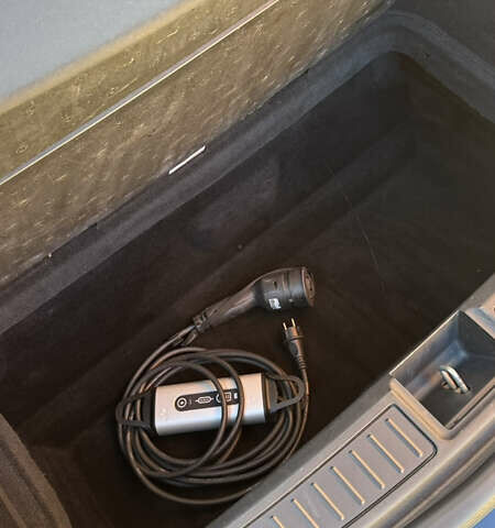 Синій Тесла Модель С, об'ємом двигуна 0 л та пробігом 220 тис. км за 11700 $, фото 15 на Automoto.ua